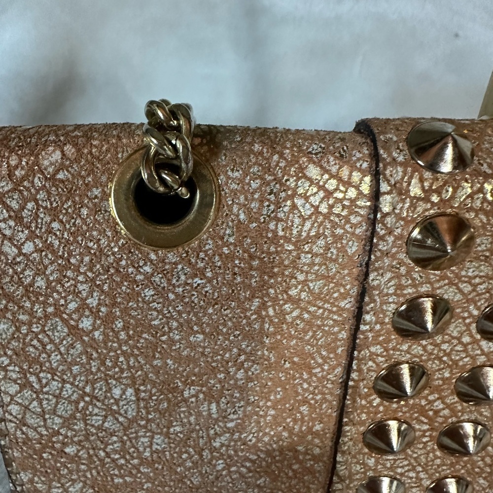 Cuir Rose metallic studded bag - Picture 9 of 11